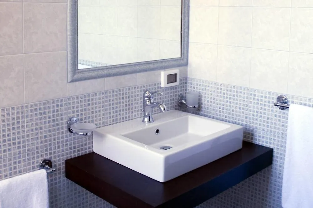 B&B Villa Francesco Casuzze 3*,